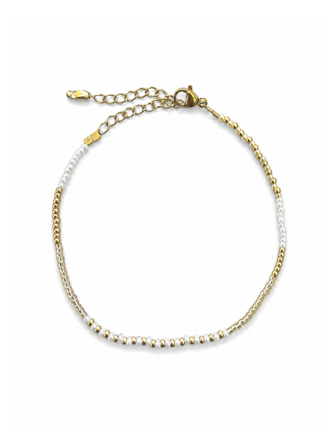 Lumière Anklet – white and gold beaded anklet with gold clasp
